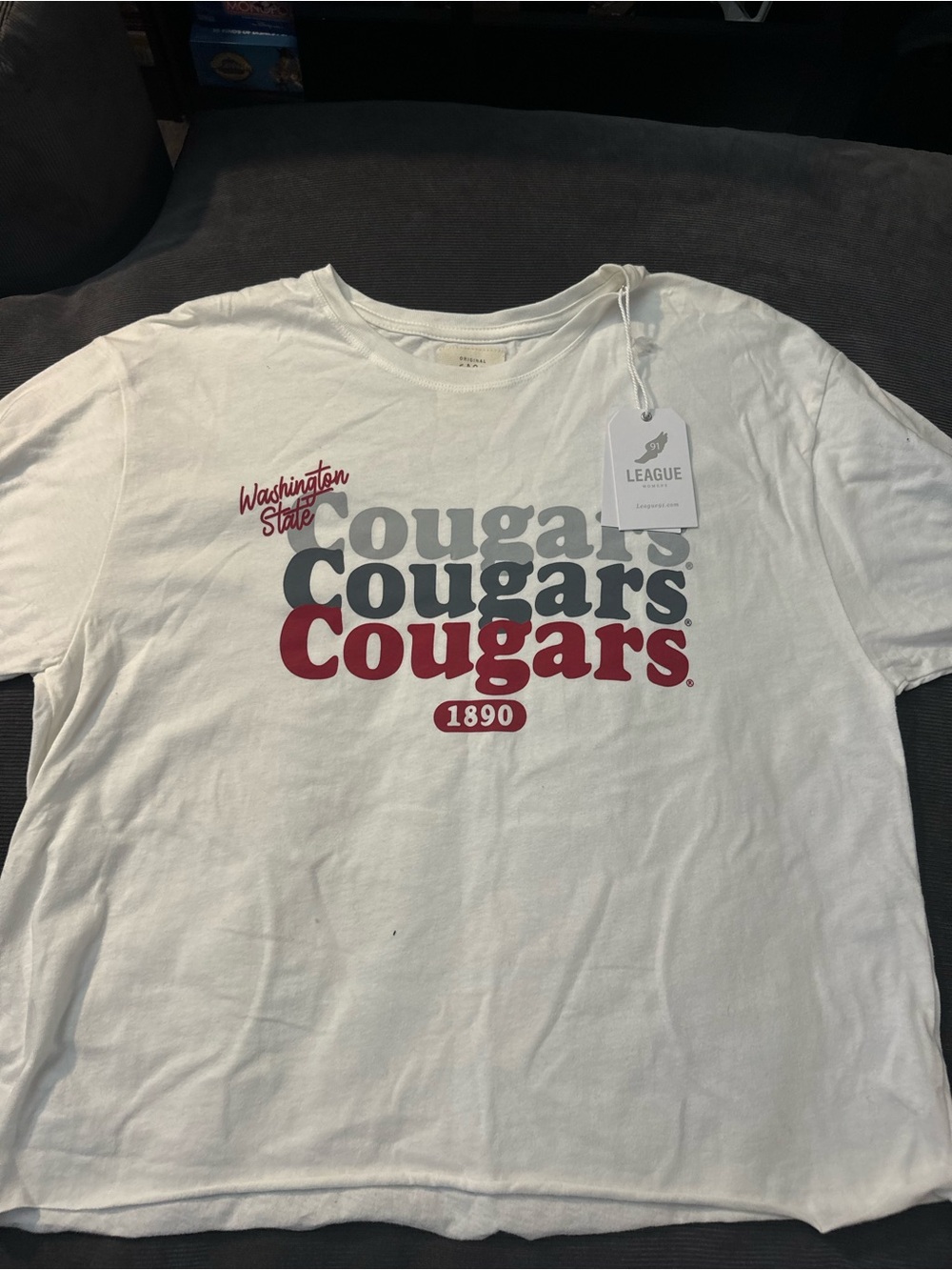 League White Washington State Cougars Graphic Tee with Red and Gray Print